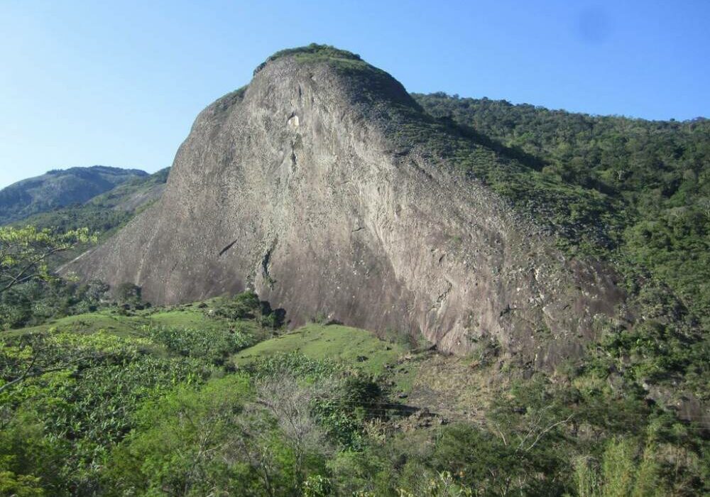 Pedra.do_.elefante_02